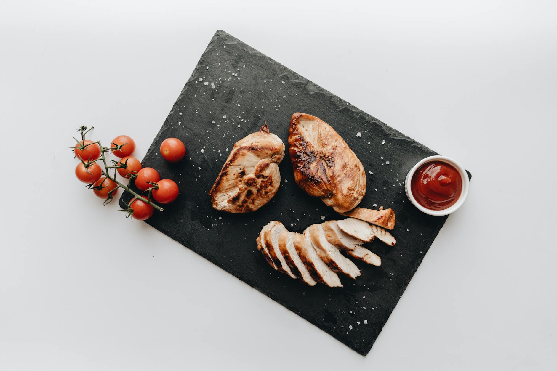 Can You Eat Slightly Pink Chicken? Why Temperature, Not Color, Is the Final Word on Safety