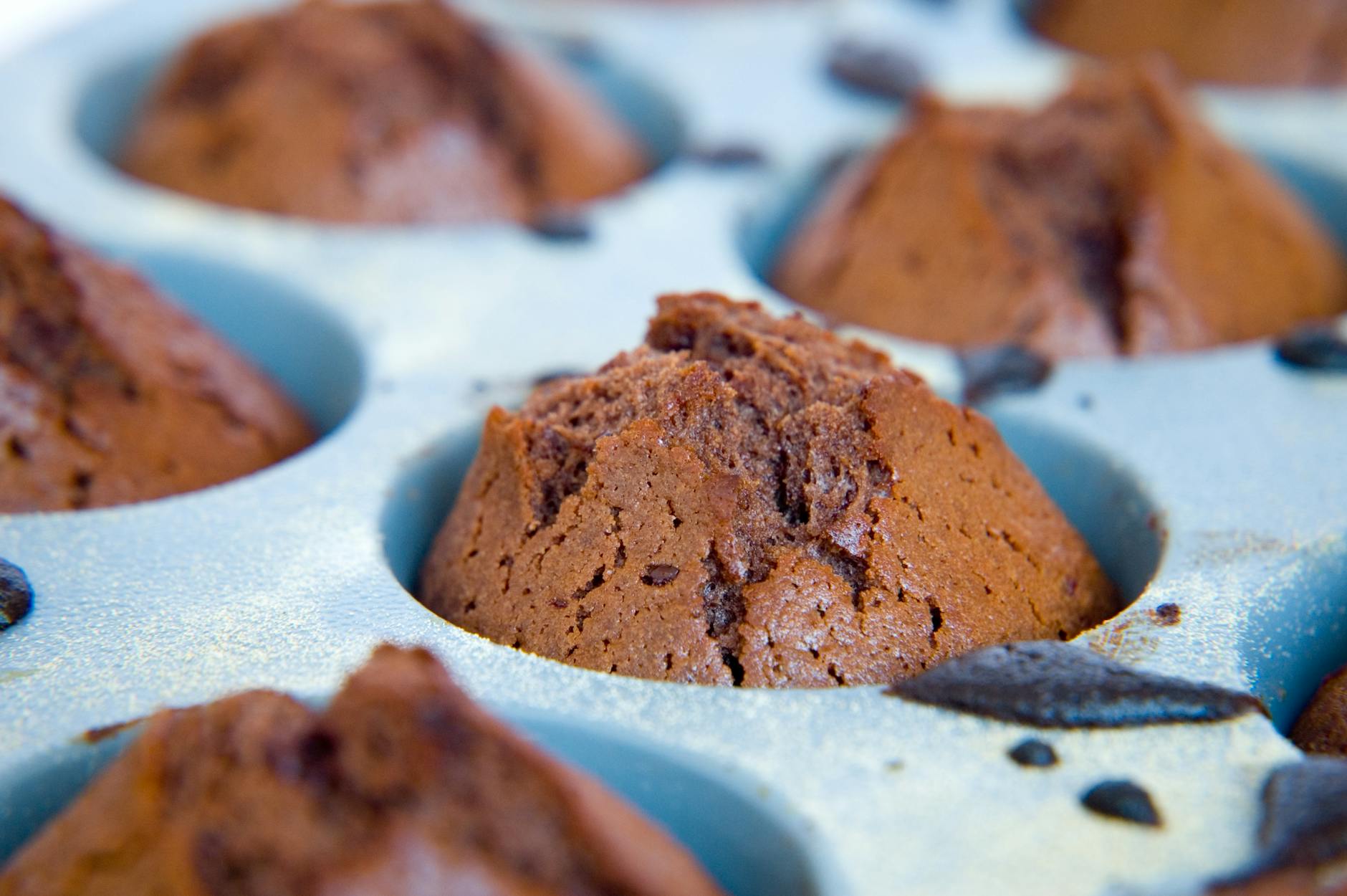 The Best Easy Chocolate Cake Recipe: Moist, Rich, and One-Bowl Simple