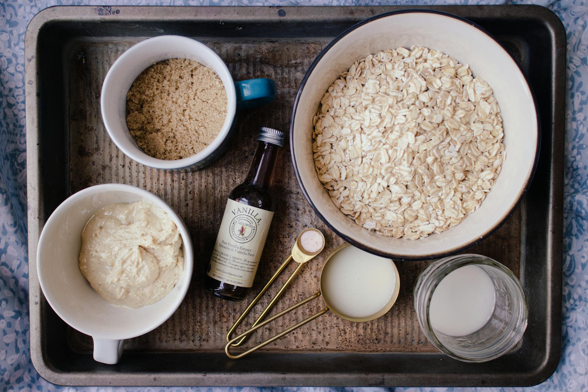 Oatmeal Without Milk: The Ultimate Guide to Making Creamy Water-Based Oats