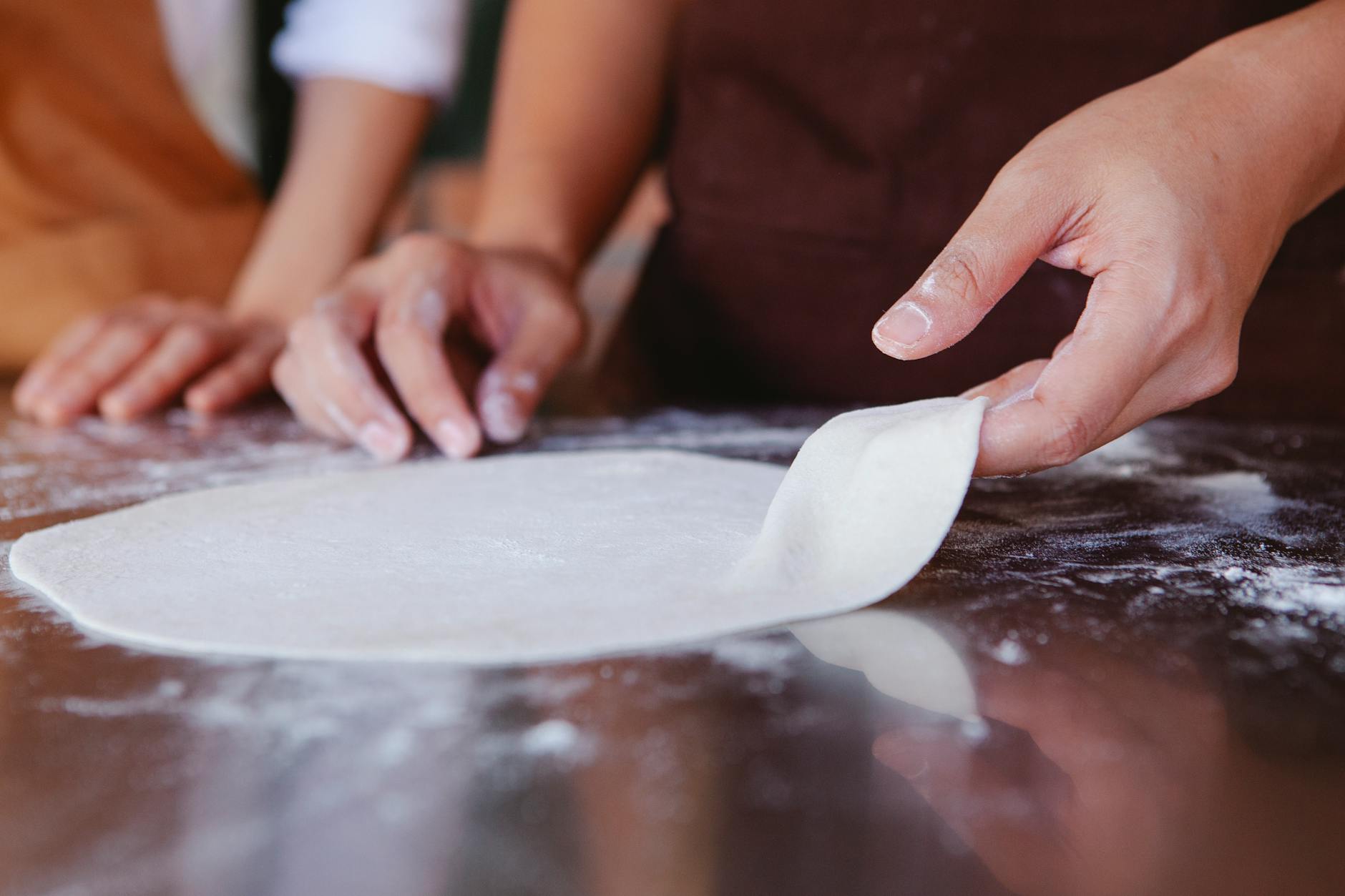 The Ultimate Guide to Pizza Dough Without Yeast: 3 Fast, No-Rise Methods for Busy Weeknights